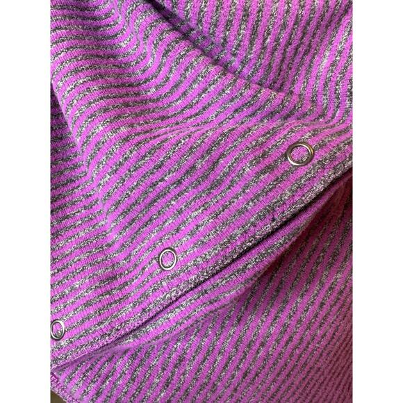 Lululemon Purple Vinyasa Soft Striped Snap Stretch Moisture Wicking Scarf - Picture 7 of 7